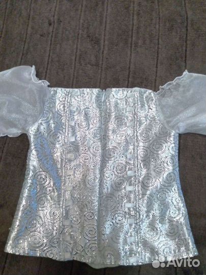 Костюм 26-30размер карнавальный танцевальный