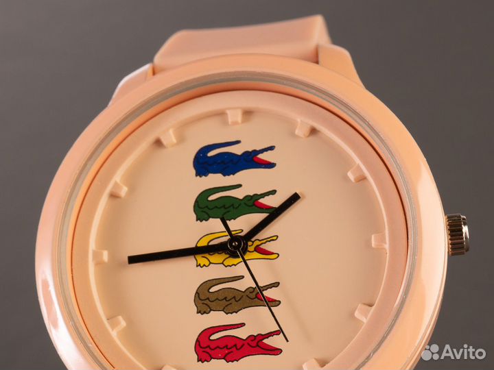 Женские часы Lacoste
