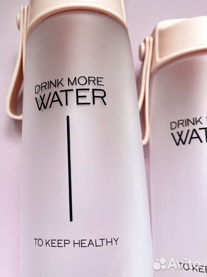 Пластиковая спортивная матовая бутылка для воды