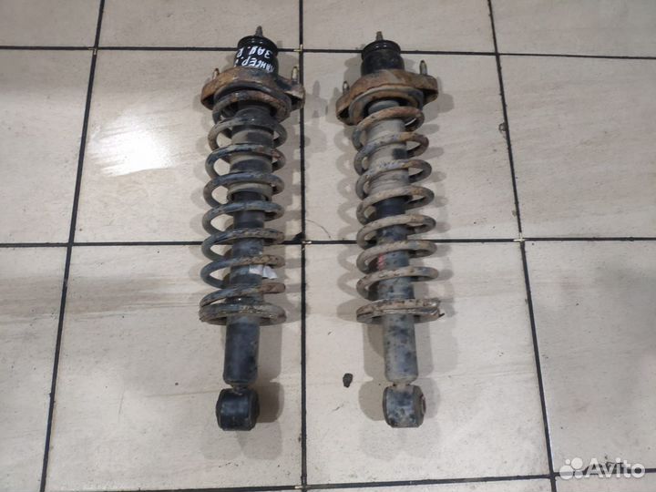 Стойка задняя Mitsubishi Lancer 9