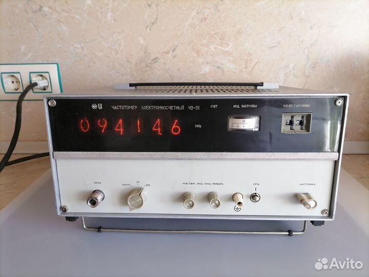 Прибор частотомер из СССР