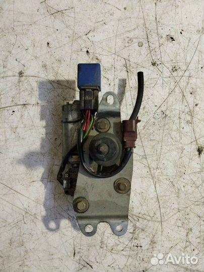 Моторчик стеклоочистителя (дворника) задний