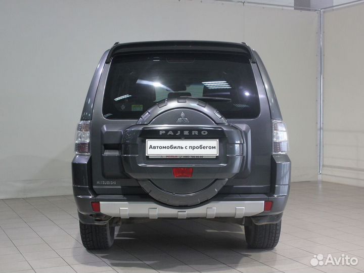 Mitsubishi Pajero 3.2 AT, 2012, 137 000 км