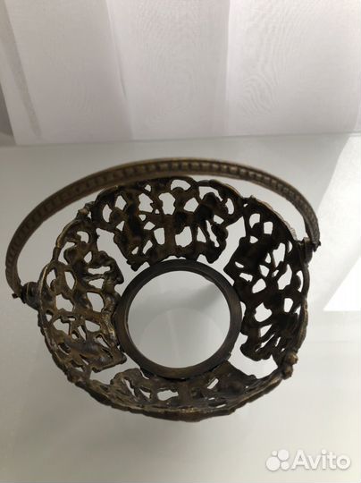 Ваза на ножках