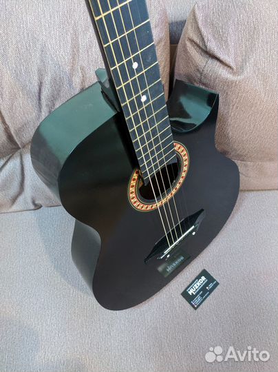 Гитара с чехлом (комплект)