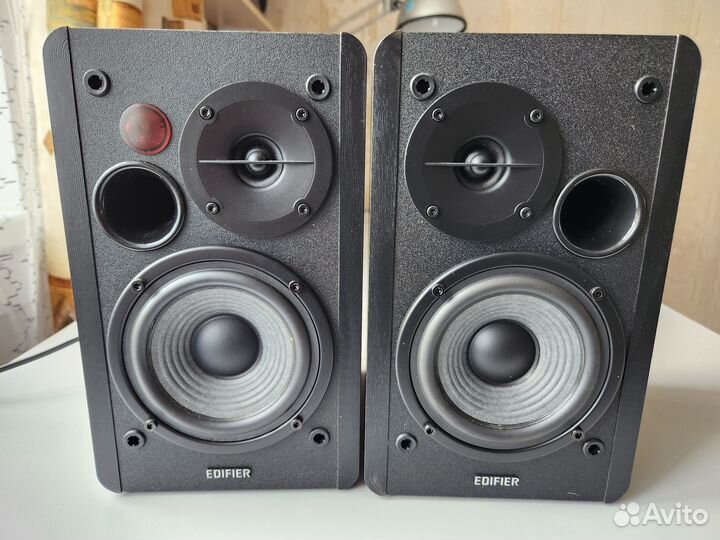Колонки 2.0 Edifier R1280DBs