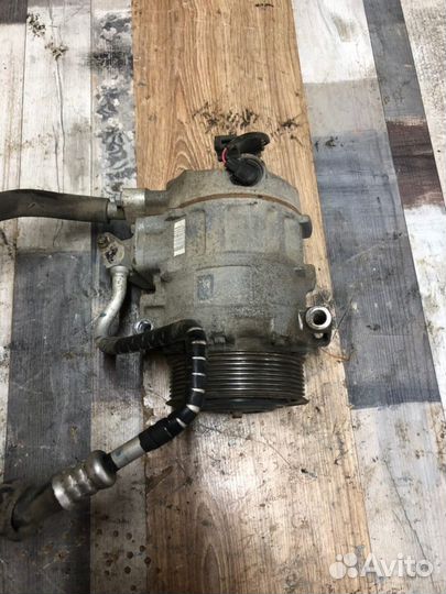 Компрессор кондиционера Land Rover Discovery 3