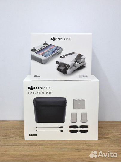 Квадрокоптер DJI Mini 3 Pro RC Combo Plus