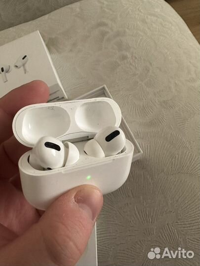 Apple airpods pro