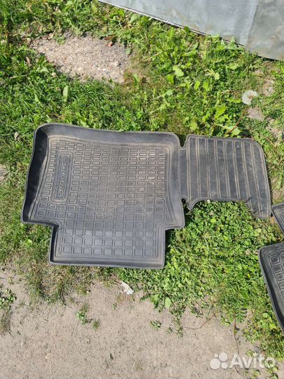 Коврики в салон на hyundai solaris 1 поколение