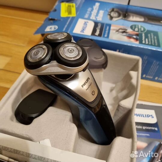 Роторная электробритва Philips S5420 новая