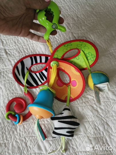 Развивающие игрушки подвесные