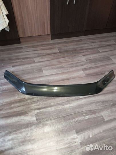 Мухобойка на капот гранта