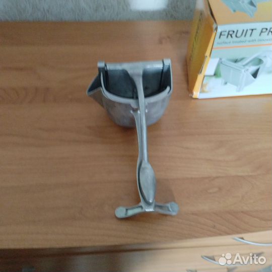 Соковыжималка для цитрусовых ручная