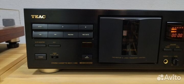 Teac V-1010 Кассетная дека