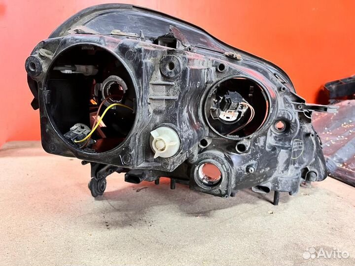 Фара передняя левая Mercedes M-class w164