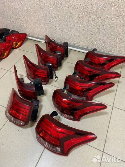 Комплект фонарей Мицубиши Аутлендер 3