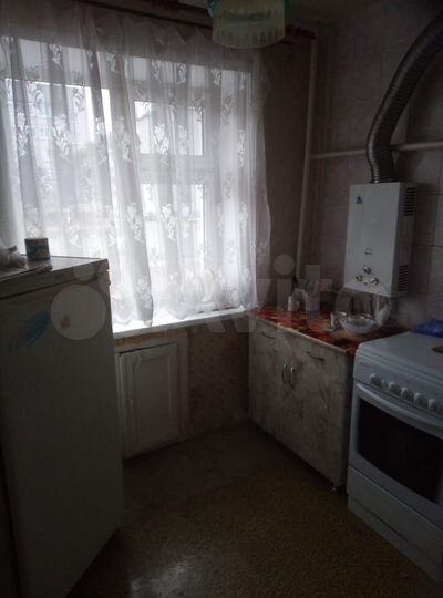 2-к. квартира, 42 м², 1/5 эт.