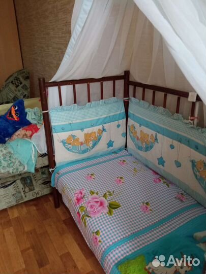 Детская кроватка