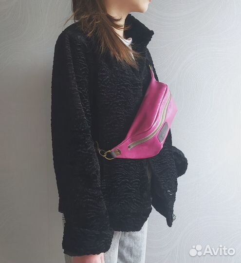 Поясная сумка бананка