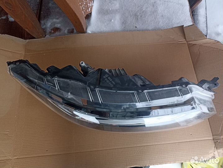 Фара правая Nissan Qashqai J11