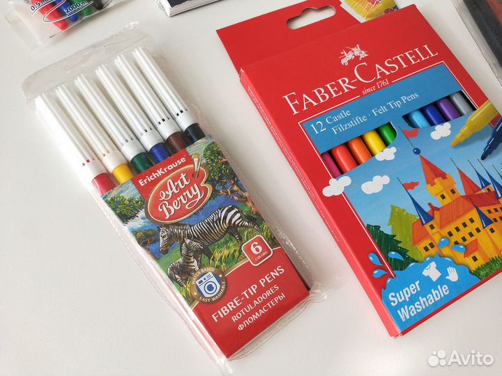 Новая канцелярия набором (блокнот, тетрадь, фломас