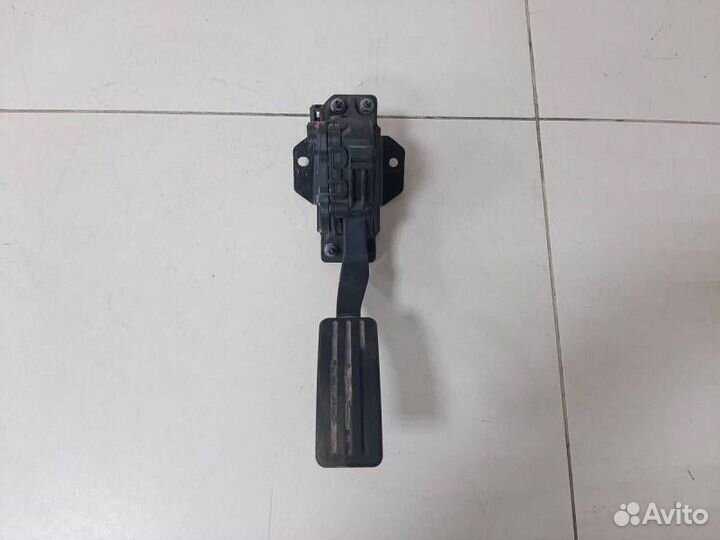 Педаль газа Nissan Almera 3 G11, G15 2012