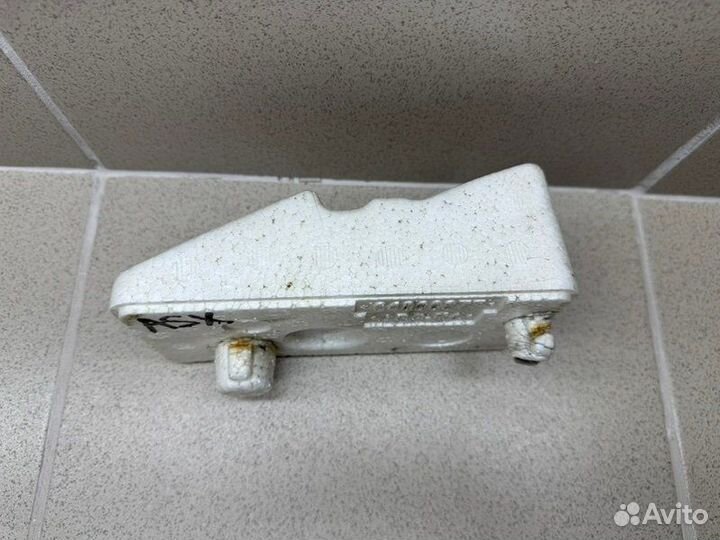 Наполнитель переднего бампера левый Mitsubishi Asx