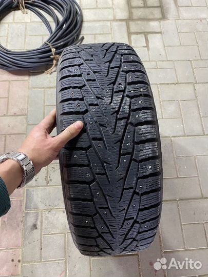 Nokian Tyres Hakkapeliitta 7 225/60 R17