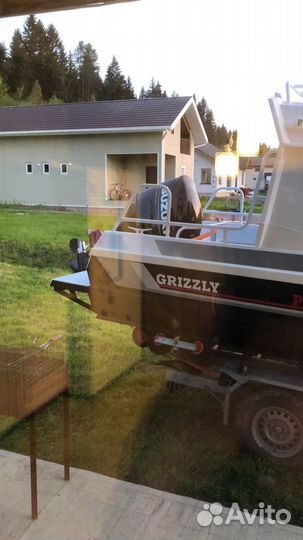 Grizzly 580 cabine