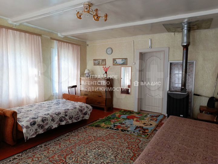 Дом 54 м² на участке 20 сот.