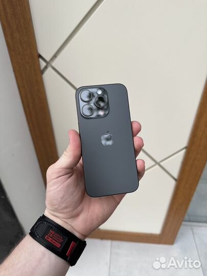 iPhone 15 Pro, 256 ГБ