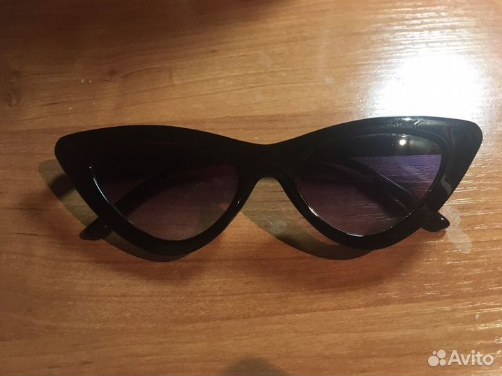 Солнцезащитные очки