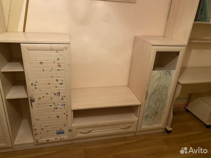 Полка настенная бу