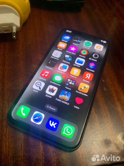 iPhone Xs, 64 ГБ