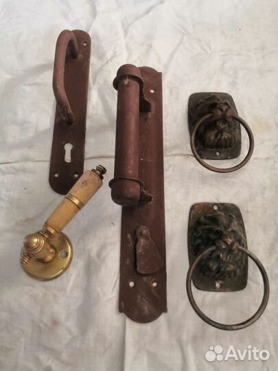 Дверные ручки старинные