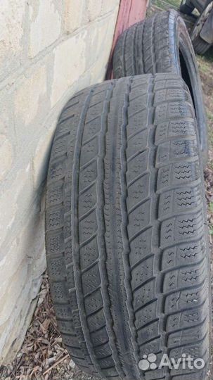 GrandTour Fighter 320 Eco 235/55 R17 103
