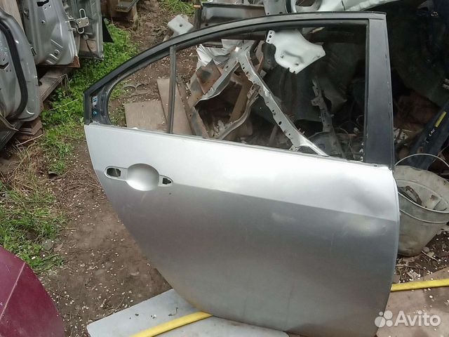 Дверь задняя правая Nissan Primera P12