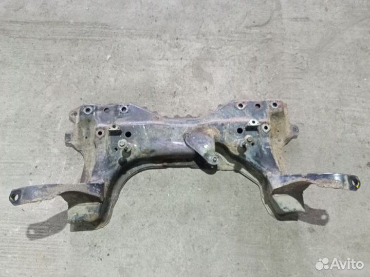 Подрамник передний Ford Focus