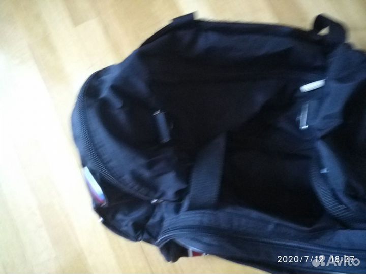 Продаётся спортивная сумка