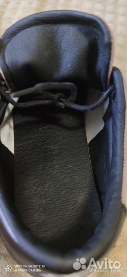 Кроссовки женские 39 р