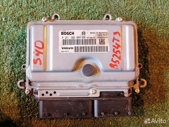 Блок управления двигателем B5254T3 0261209009 Volv