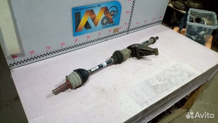 Полуось привод правая Opel Astra J