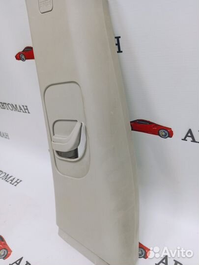 Обшивка стойки средняя левая Nissan Qashqai (J10)