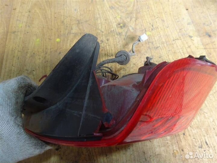 Фонарь задний правый Kia Shuma 2001-2004