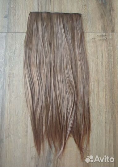 Натуральные волосы на заколках