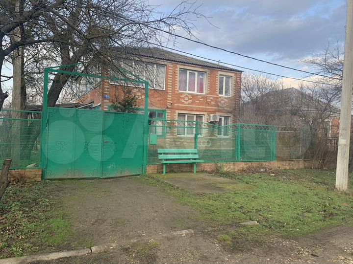 Дом 131 м² на участке 12 сот.