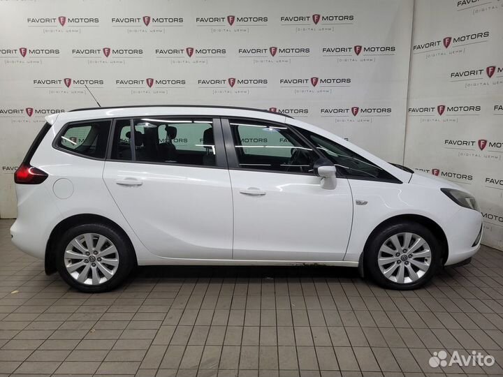 Opel Zafira 1.4 AT, 2014, 118 348 км