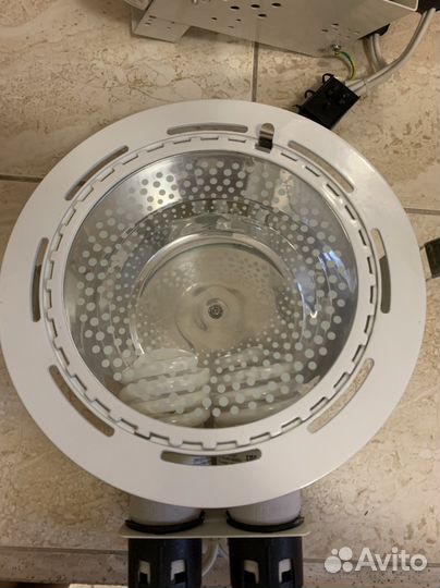 Светильник потолочный встраиваемый