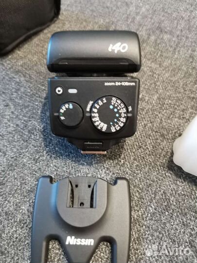 Вспышка для Fujifilm Nissin i40